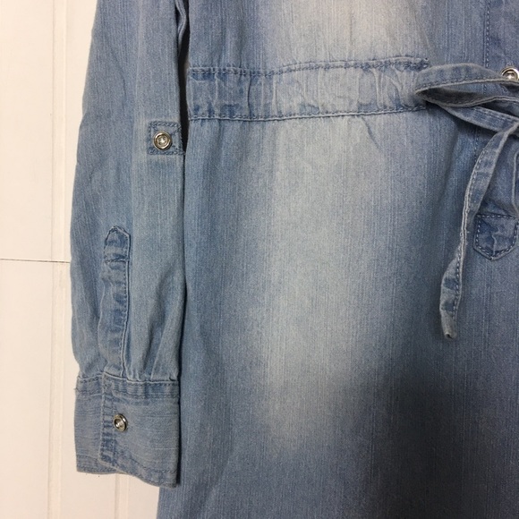 7 For All Mankind Light Denim Popover Dress - Picture 5 of 7